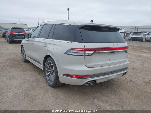 5LMYJ8XY5NNL01683 Lincoln Aviator Grand Touring