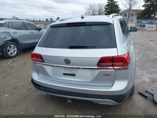 12572752 :رقم المزاد ، 1V2LR2CA9JC506430 vin ، 2018 Volkswagen Atlas Se مزاد بيع