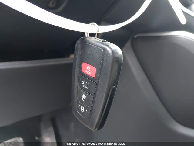 12572764 :رقم المزاد ، 5TDABRCH8PS570081 vin ، 2023 Toyota Highlander Hybrid Xle مزاد بيع