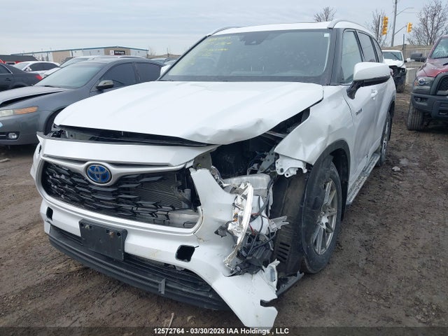 12572764 :رقم المزاد ، 5TDABRCH8PS570081 vin ، 2023 Toyota Highlander Hybrid Xle مزاد بيع