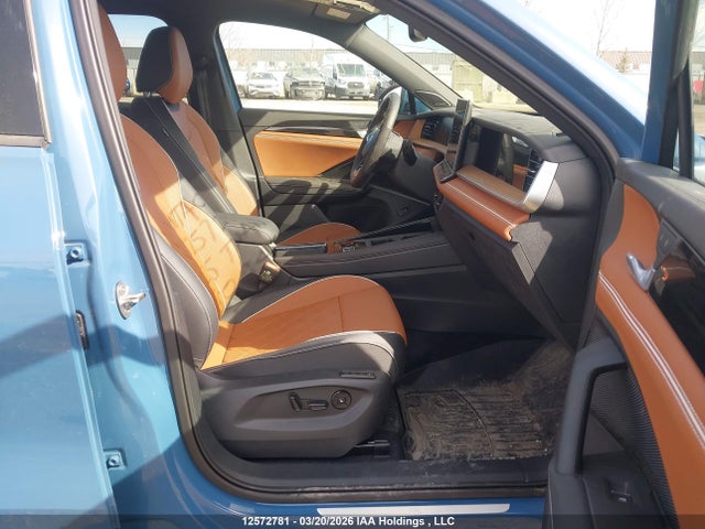 Продажа на аукционе авто 2025 Volkswagen Tiguan Highline R-line, vin: 3VVLR7RM1SM048948, номер лота: 12572781