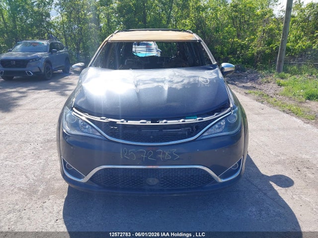 2020 Chrysler Pacifica Hybrid Limited მანქანა იყიდება აუქციონზე, vin: 2C4RC1N73LR151080, აუქციონის ნომერი: 12572783