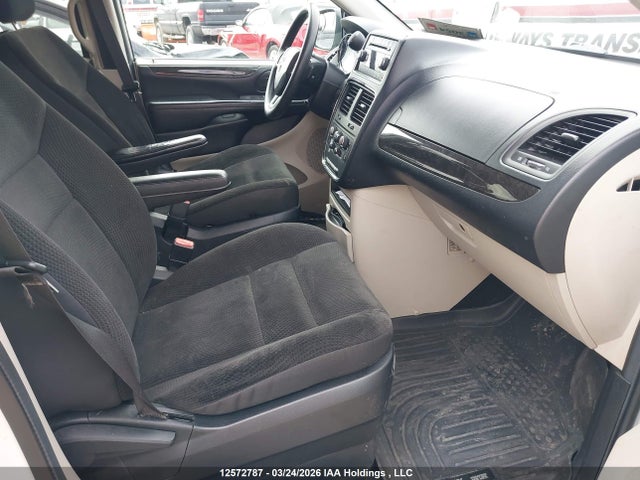 2C4RDGBG3JR219251 Dodge Grand Caravan Se