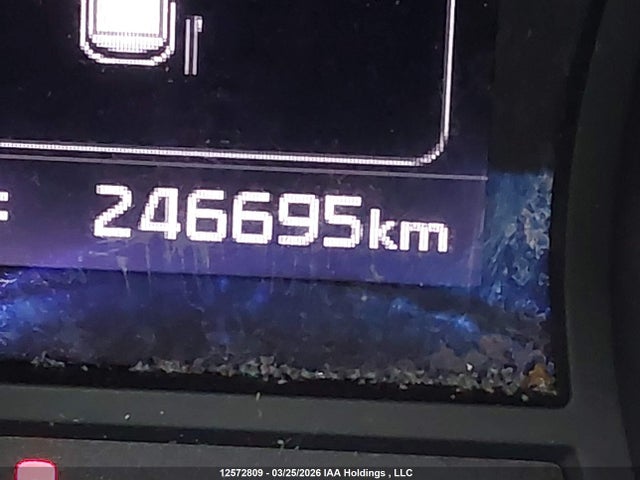 KNDMB5C10J6352703 KIA SEDONA LX