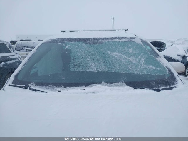 KNDMB5C10J6352703 KIA SEDONA LX
