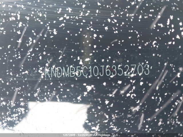 KNDMB5C10J6352703 KIA SEDONA LX
