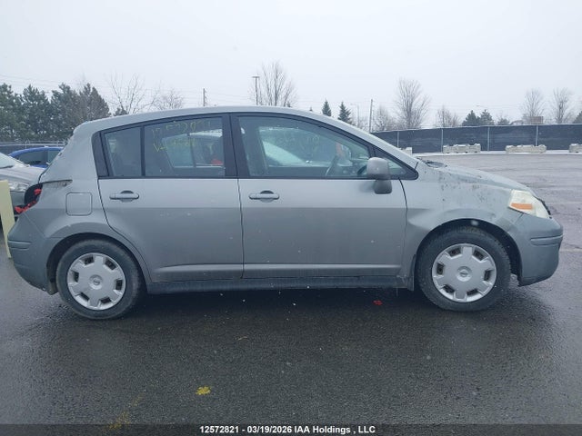 12572821 :رقم المزاد ، 3N1BC13E28L457164 vin ، 2008 Nissan Versa S/sl مزاد بيع