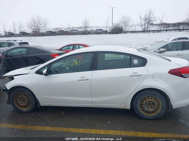 3KPFL4A73JE230063 KIA Forte