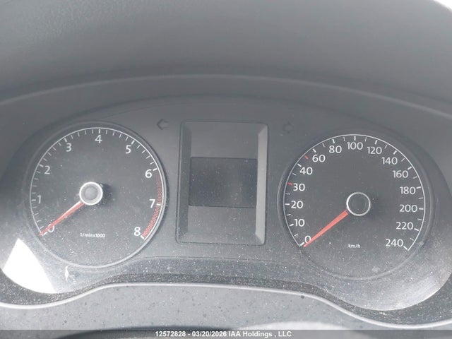 3VWBK7AJ9EM411921 Volkswagen JETTA SE