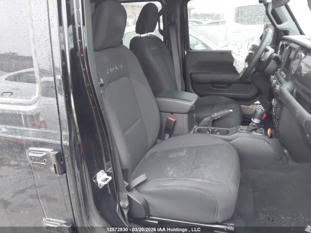 1C4HJXEG0NW163248 Jeep TJ