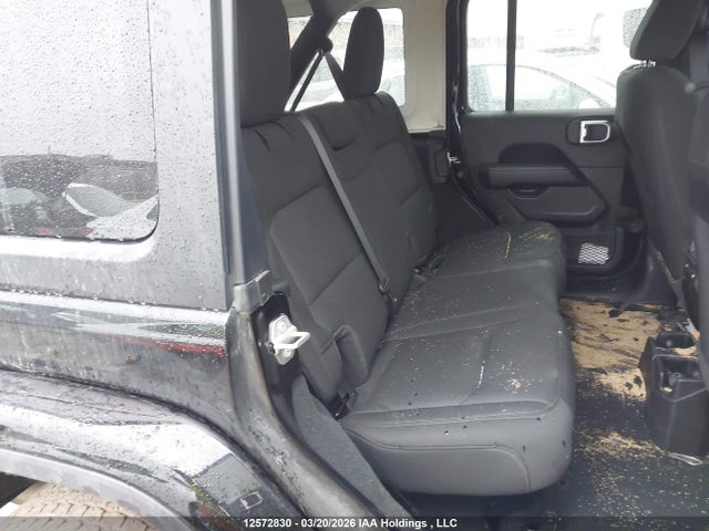 1C4HJXEG0NW163248 Jeep TJ