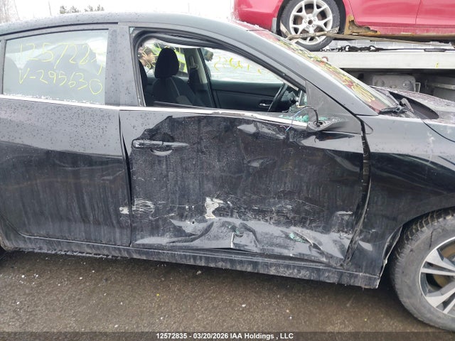 3N1AB8CVXMY295630 Nissan Sentra