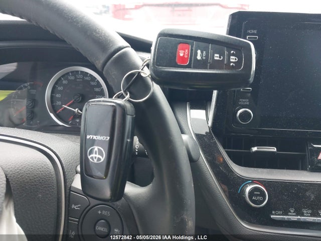 5YFB4MBE5MP076208 Toyota COROLLA SE