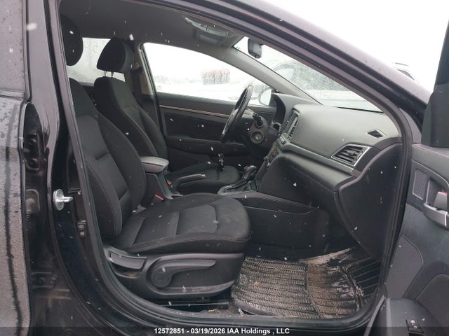 KMHD84LF2HU189221 Hyundai Elantra Se/value/limited