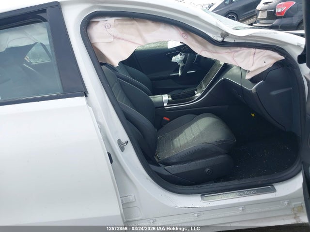 W1KAF4HB7PR134726 Mercedes-Benz C 300 4matic
