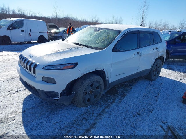 1C4PJMAS5HW638692 Jeep Cherokee Sport