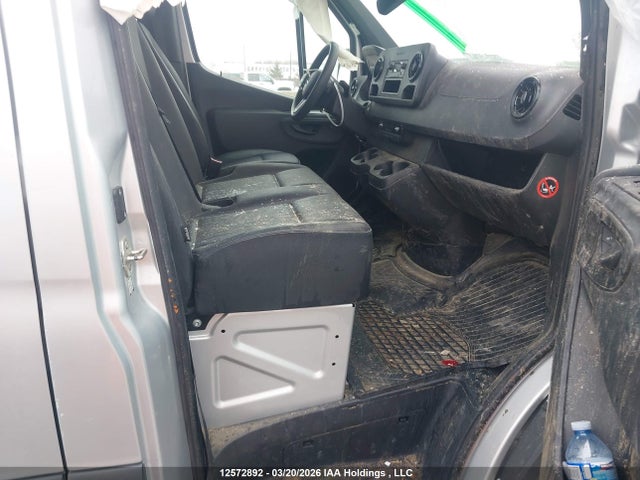 W1Y4KDHY4RP707230 Mercedes-Benz Sprinter 2500 High Roof 4-cyl Diesel