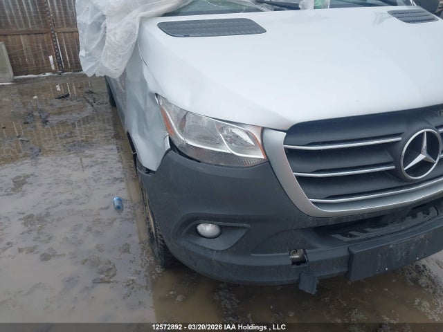 W1Y4KDHY4RP707230 Mercedes-Benz Sprinter 2500 High Roof 4-cyl Diesel