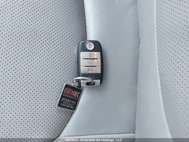 KNDJX3AE9J7026133 KIA Soul Ev Luxury