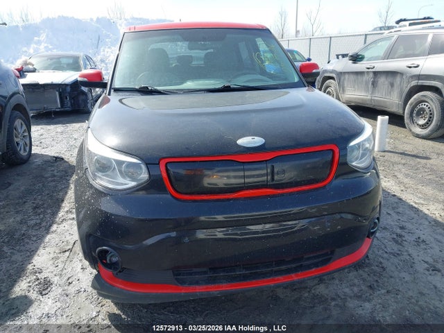 KNDJX3AE9J7026133 KIA Soul Ev Luxury