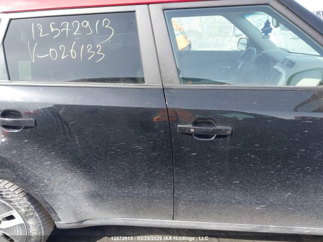 KNDJX3AE9J7026133 KIA Soul Ev Luxury