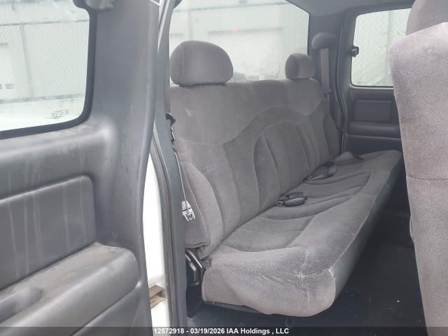 Продажа на аукционе авто 2002 Gmc New Sierra K1500, vin: 2GTEK19T321119896, номер лота: 12572918