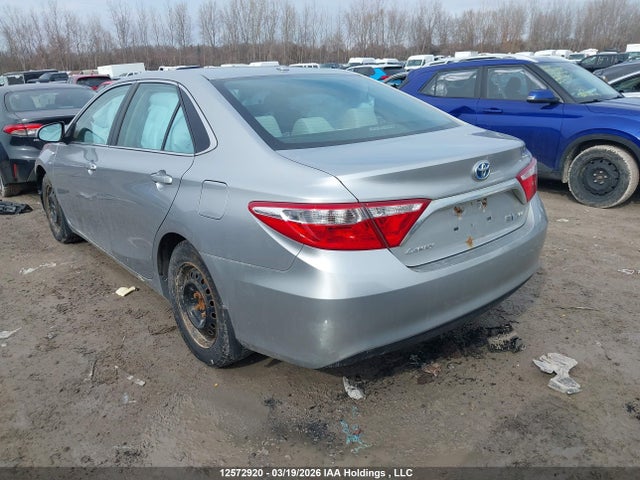 12572920 :رقم المزاد ، 4T1BD1FK3FU143999 vin ، 2015 Toyota Camry Hybrid/le/xle/se مزاد بيع