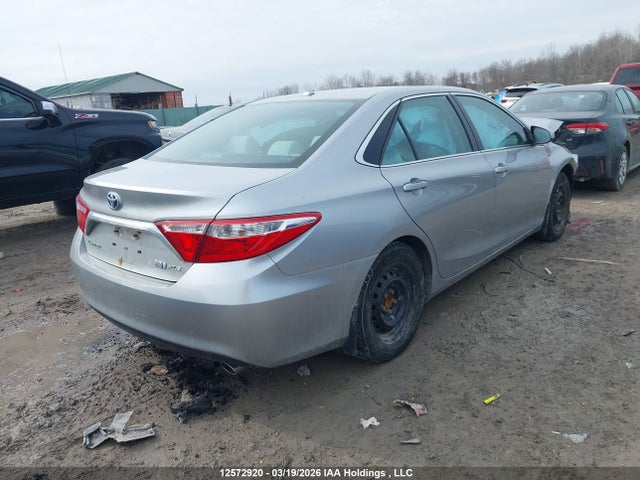 12572920 :رقم المزاد ، 4T1BD1FK3FU143999 vin ، 2015 Toyota Camry Hybrid/le/xle/se مزاد بيع