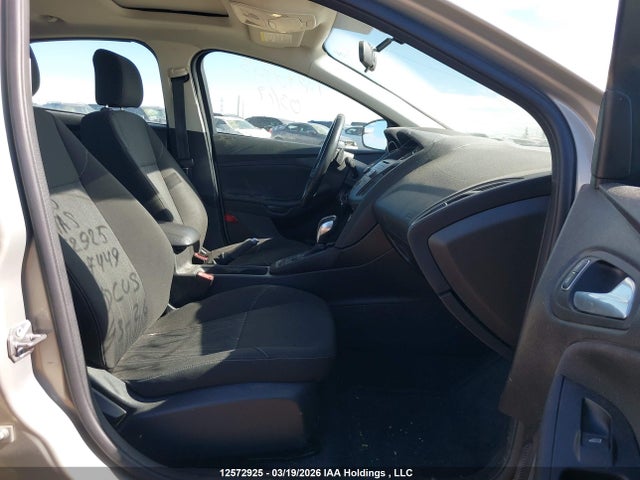 Продажа на аукционе авто 2015 Ford Focus Se, vin: 1FADP3K2XFL257449, номер лота: 12572925