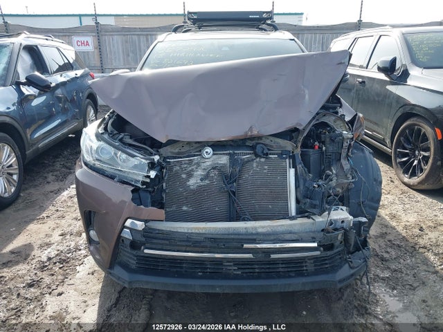 Aukcja sprzedaży 2018 Toyota Highlander Limited/ltd Platinum, vin: 5TDDZRFH6JS821692, numer aukcji: 12572926