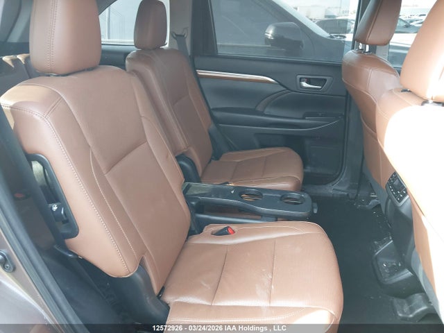 Aukcja sprzedaży 2018 Toyota Highlander Limited/ltd Platinum, vin: 5TDDZRFH6JS821692, numer aukcji: 12572926