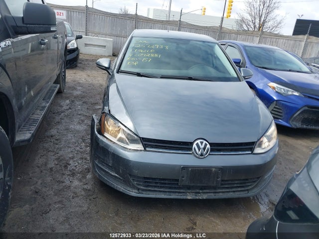 3VW217AU5HM042881 Volkswagen Golf S/wolfsburg/se/sel