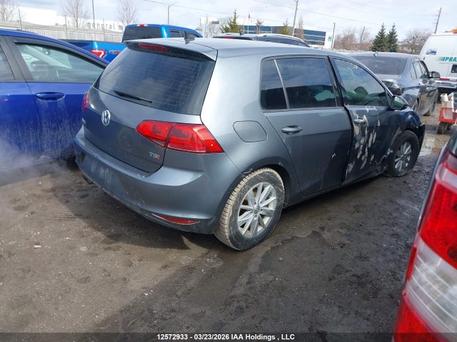 3VW217AU5HM042881 Volkswagen Golf S/wolfsburg/se/sel