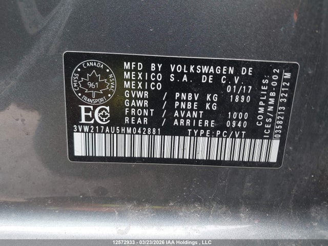 3VW217AU5HM042881 Volkswagen Golf S/wolfsburg/se/sel