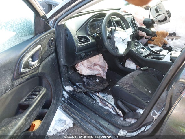 Продаж на аукціоні авто 2016 Chrysler 200 Lx, vin: 1C3CCCFB0GN153106, номер лоту: 12547320