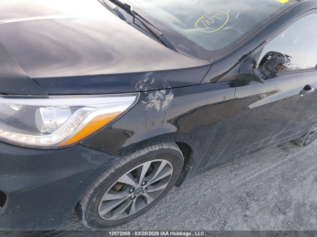 12572950 :رقم المزاد ، KMHCU5AE2FU226885 vin ، 2015 Hyundai Accent Gls/se مزاد بيع