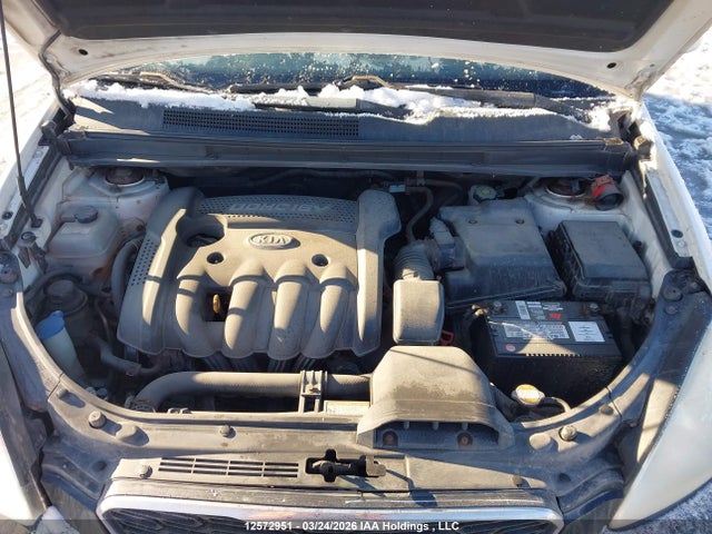 12572951 :رقم المزاد ، KNAFG525977108837 vin ، 2007 Kia Rondo Lx/ex مزاد بيع