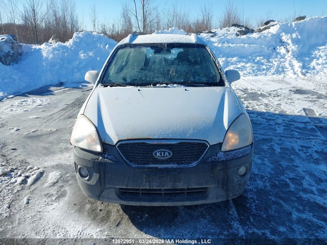 12572951 :رقم المزاد ، KNAFG525977108837 vin ، 2007 Kia Rondo Lx/ex مزاد بيع