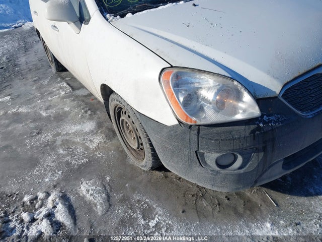 12572951 :رقم المزاد ، KNAFG525977108837 vin ، 2007 Kia Rondo Lx/ex مزاد بيع