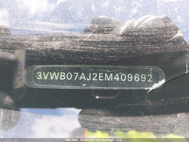 3VWB07AJ2EM409692 Volkswagen Jetta 1.8 Tsi Comfortline