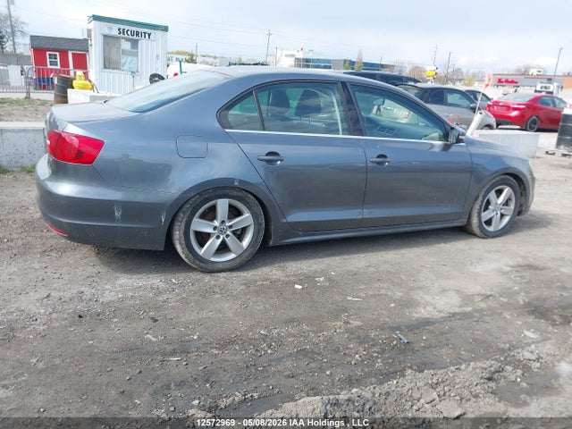 3VWB07AJ2EM409692 Volkswagen Jetta 1.8 Tsi Comfortline