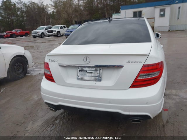 Продажа на аукционе авто 2013 Mercedes-benz C 350 4matic, vin: WDDGF8JB0DA834917, номер лота: 12572975