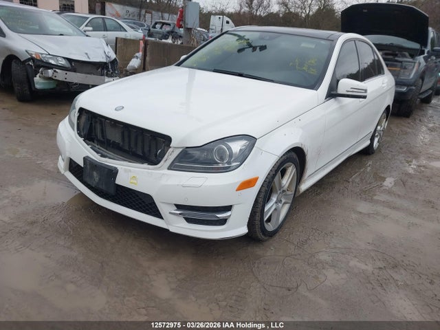 Продажа на аукционе авто 2013 Mercedes-benz C 350 4matic, vin: WDDGF8JB0DA834917, номер лота: 12572975