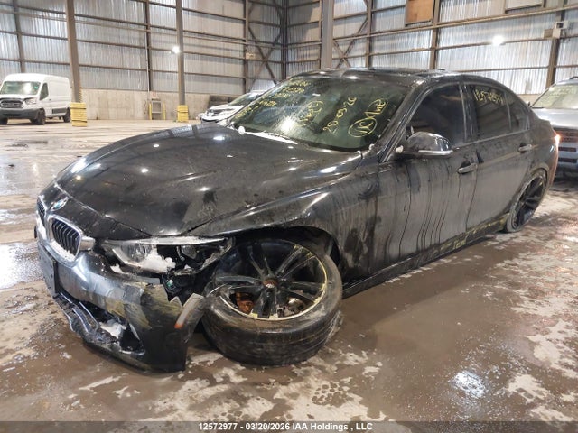 WBA8D9C50JA614722 BMW 330 XI