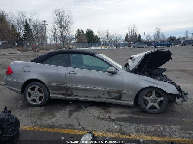 2007 Mercedes-benz Clk 550 მანქანა იყიდება აუქციონზე, vin: WDBTK72F07T083504, აუქციონის ნომერი: 12562885