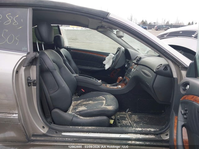 2007 Mercedes-benz Clk 550 მანქანა იყიდება აუქციონზე, vin: WDBTK72F07T083504, აუქციონის ნომერი: 12562885