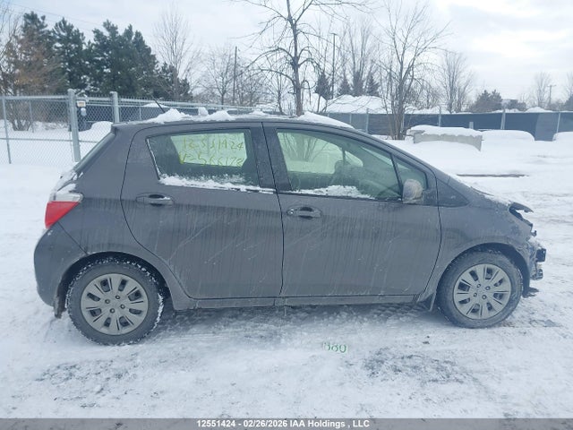 12551424 :رقم المزاد ، JTDKTUD35DD566178 vin ، 2013 Toyota Yaris Le مزاد بيع
