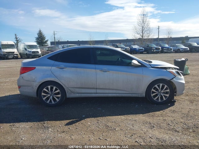 KMHCT4AE3HU298811 Hyundai ACCENT SE