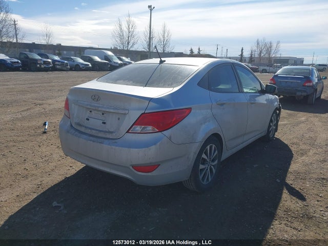 KMHCT4AE3HU298811 Hyundai ACCENT SE