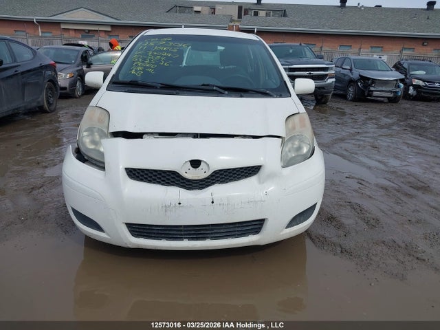 12573016 :رقم المزاد ، JTDKT4K3XB5330247 vin ، 2011 Toyota Yaris Le مزاد بيع